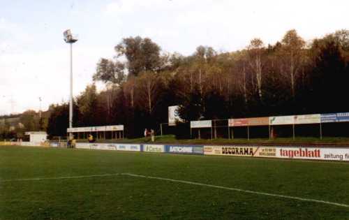 Stade Rue Henri Dunant - Gegengerade