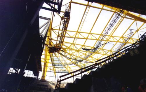 Westfalenstadion - Blick auf den neuen Teil der Dachkonstruktion